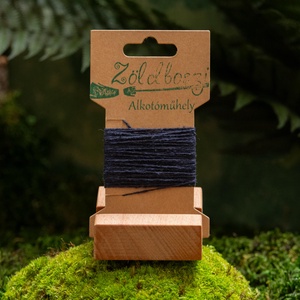 Újrahasznosított farmerfonal ECO jeans Venne - NM 12/2 - 10 m - Sötét tengerészkék - kellékek & szerszámok - rövidáru - fonal, cérna - kevert fonal - Meska.hu