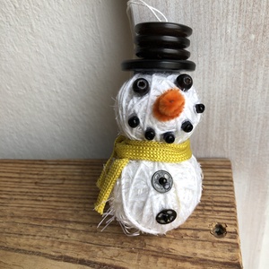Hóember karácsonyfadísz (upcycling) - Meska.hu