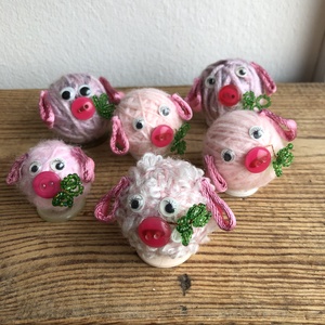 Szerencsehozó malac (upcycling) - otthon & életmód - dekoráció - asztal és polc dekoráció - asztaldísz - Meska.hu