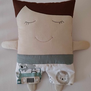 ,,ZOLICA Pajti párna - fiú vadállatkölykös nadrágban 8bézs) - otthon & életmód - babaszoba, gyerekszoba - gyerek díszpárna - Meska.hu