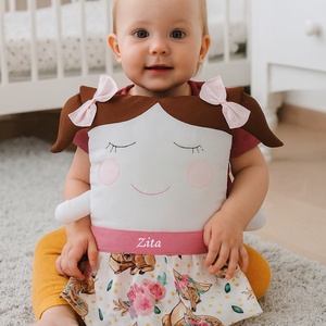 ,,ZOLICA Pajti párna - kislány őzikés szoknyában, Otthon & Életmód, Babaszoba, gyerekszoba, Gyerek díszpárna, Varrás, MESKA