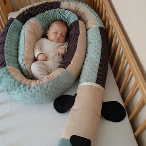 ,,ZOLICA Állatfejes hengerpárna/rácsvédő KUTYUS - bézs, barna, zsálya - otthon & életmód - babaszoba, gyerekszoba - rácsvédő & baldachin - Meska.hu