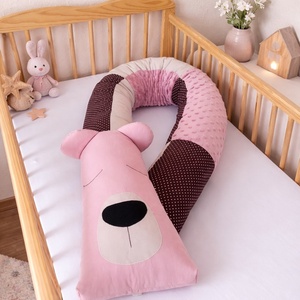 ,,ZOLICA Állatfejes hengerpárna/rácsvédő MACI - mályva, barna, bézs, Baba - mama, Rácsvédő & Baldachin, Baba ágynemű, Varrás, MESKA