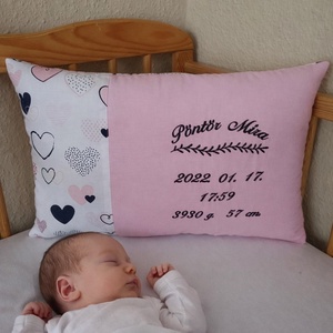 ,,ZOLICA Hímzett születési párna - szívecskés - otthon & életmód - lakástextil - párna & párnahuzat - díszpárna (belsővel együtt) - Meska.hu