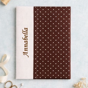 ,,ZOLICA Egészségügyi könyvborító - Barna pöttyös - baba - mama - babaemlékek - egészségügyi kiskönyv borító - Meska.hu