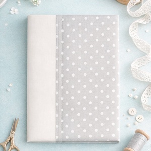 ,,ZOLICA Egészségügyi könyvborító - Szürke pöttyös - baba - mama - babaemlékek - egészségügyi kiskönyv borító - Meska.hu