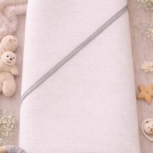 Baba / gyermek fürdőlepedő PRÉMIUM - ezüstszürke szegővel - baba - mama - pelenkázó, babafürdető kellékek - baba törölköző - Meska.hu