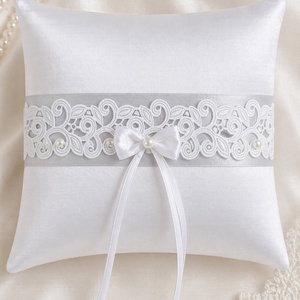 Gyűrűpárna - Ezüst harmónia - Meska.hu