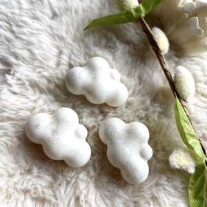 Felhő formájú szója(illat)viasz figurák - otthon & életmód - gyertya, illat, aroma - illatviasz - Meska.hu