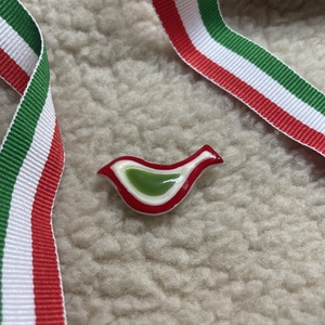 Madaras kitűző, nemzeti színekkel - ékszer - kitűző és bross - Meska.hu