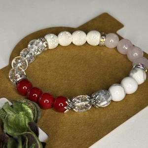 TERMÉKENYSÉG - Howlit  Fehér lávakő  Rózsakvarc  Vöröskorall  Hegyi kristály karkötő, Ékszer, Karkötő, Ásványkarkötő, Ékszerkészítés, MESKA