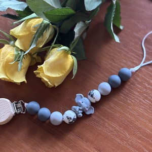 Szürke elefántos szilikon cumilánc  biztonságos és aranyos baba kiegészítő, Játék & Sport, 3 éves kor alattiaknak, Cumilánc, Ékszerkészítés, MESKA