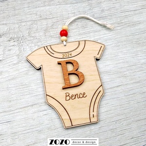 Egyedi névre szóló karácsonyfadísz első karácsonyom karácsonyi dísz újszülött baba névvel személyre szabható szöveggel, Karácsony, Karácsonyi lakásdekoráció, Karácsonyfadíszek, Famegmunkálás, MESKA