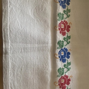 Vászon, keresztszemes abrosz - otthon & életmód - lakástextil - abrosz, terítő - asztalközép terítő - Meska.hu