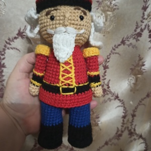 Diótörő , , Horgolás, MESKA