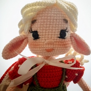 Erdei manólány -  - Meska.hu