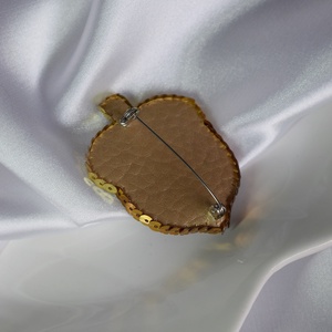 Makk bross - ékszer - kitűző és bross - Meska.hu