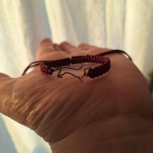 -Tacsi-Makramé karkötő fém dísszel - ékszer - karkötő - fonott karkötő - Meska.hu