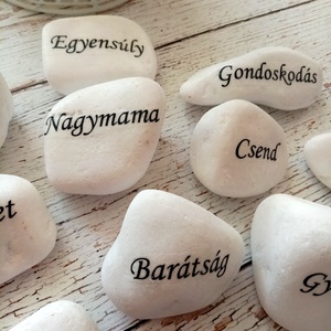 Motivációs szavak  - otthon & életmód - dekoráció - asztal és polc dekoráció - kavics & kő - Meska.hu