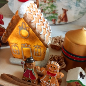 Világítós mézeskalács házikós mézis adventi - karácsony - adventi díszek - adventi koszorú - Meska.hu