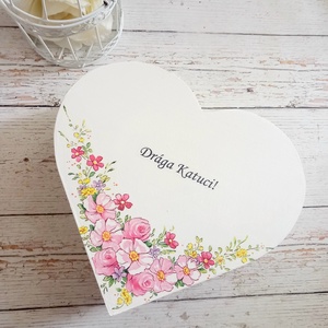 Szív szülőköszöntő virágbox - esküvő - emlék & ajándék - szülőköszöntő ajándék - Meska.hu