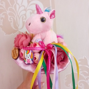 Unikornis plüss ballagási csokor - otthon & életmód - virágdekoráció - virágok - virágcsokor - Meska.hu