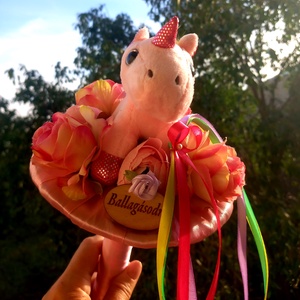 Unikornis ballagási csokor - otthon & életmód - virágdekoráció - virágok - virágcsokor - Meska.hu