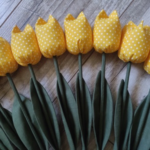 Textil tulipán sárga - otthon & életmód - dekoráció - asztal és polc dekoráció - asztaldísz - Meska.hu