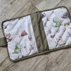 Pelenkázó neszeszer dínós - otthon & életmód - papír, írószer - egészségügyi kiskönyv borító - Meska.hu Pelenkázó neszeszer dínós - otthon & életmód - papír, írószer - egészségügyi kiskönyv borító - Meska.hu