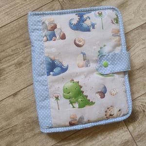 Pelenkázó neszeszer dínós, Baba - mama, Babaemlékek, Egészségügyi kiskönyv borító, Varrás, MESKA