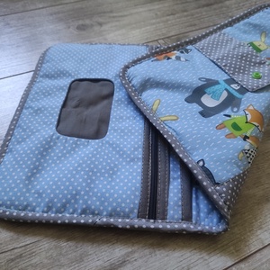 Pelenkázó neszeszer dínós - baba - mama - babaemlékek - egészségügyi kiskönyv borító - Meska.hu