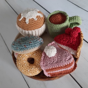 Pasztell horgolt cupcake - játék & sport - szerepjáték - Meska.hu
