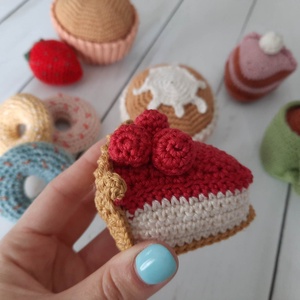 Pasztell horgolt sajttorta kávéval - játék & sport - szerepjáték - Meska.hu