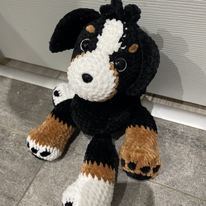 Horgolt kutyus � kézzel készült, puha amigurumi plüss figura, Játék & Sport, Plüssállat & Játékfigura, Kutya, Horgolás, MESKA