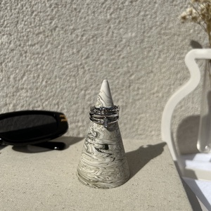 Liora gyűrűtartó - otthon & életmód - dekoráció - dísztárgy - Meska.hu