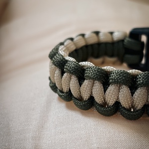 Paracord karkötő - ékszer - karkötő - fonott karkötő - Meska.hu