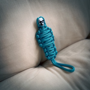 Múmiás paracord kulcstartó - Meska.hu