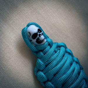 Múmiás paracord kulcstartó - táska & tok - kulcstartó & táskadísz - kulcstartó - Meska.hu