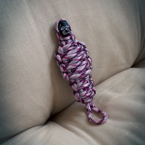 Múmiás paracord kulcstartó - táska & tok - kulcstartó & táskadísz - kulcstartó - Meska.hu