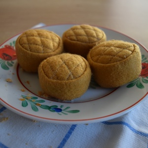 Gyapjúfilc pogi - játék & sport - szerepjáték - Meska.hu