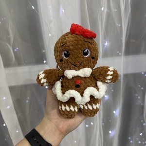 Horgolt mézi lány plüss - Meska.hu