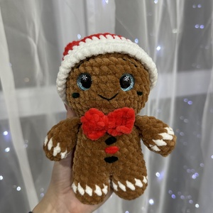 Horgolt fiú mézi plüss - játék & sport - plüssállat & játékfigura - más figura - Meska.hu