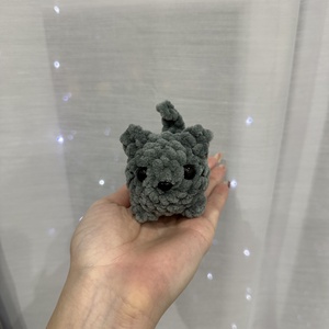 Horgolt Mini Cica Plüss, Játék & Sport, Plüssállat & Játékfigura, Cica, Horgolás, MESKA