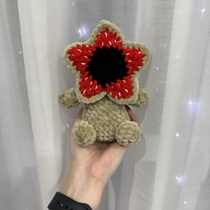 Horgolt Demogorgon Plüss - játék & sport - plüssállat & játékfigura - más figura - Meska.hu