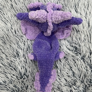 Horgolt sárkány plüss (alvóka) - játék & sport - plüssállat & játékfigura - plüss sárkány - Meska.hu