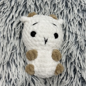 Horgolt kiskecske plüss, Játék & Sport, Plüssállat & Játékfigura, Más figura, Horgolás, MESKA