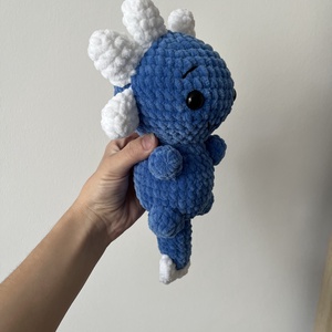 Horgolt kék axolotl plüss - játék & sport - plüssállat & játékfigura - más figura - Meska.hu