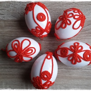 Horgolt motívumokkal díszített húsvéti tojások - Meska.hu