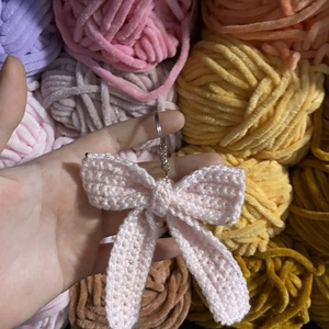 horgolt masni kulcstartó - táska & tok - kulcstartó & táskadísz - kulcstartó - Meska.hu