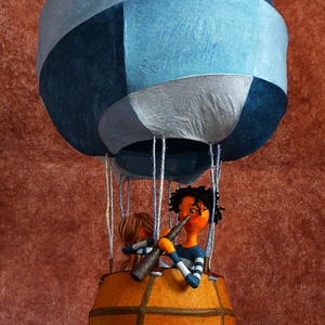 Légballon két figurával, Otthon & Lakás, Dekoráció, Fali és függő dekoráció, Függődísz, Papírművészet, Újrahasznosított alapanyagból készült termékek, MESKA